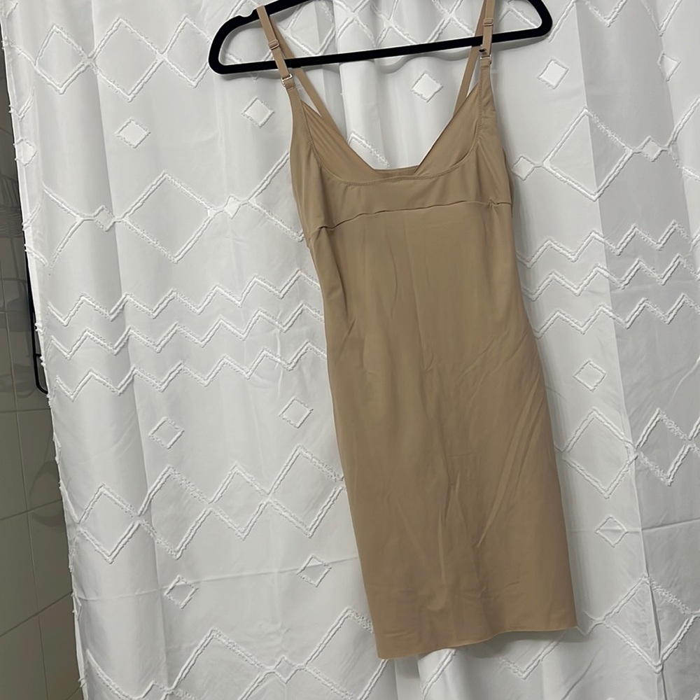 Maiden form Nude shape wear Size medium